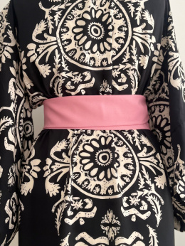Czarno-białe kimono Mandala